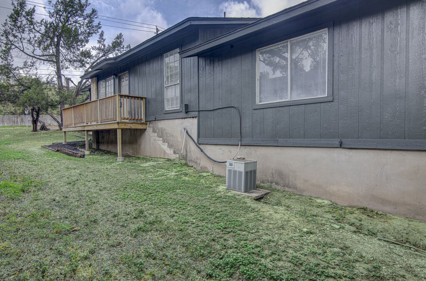 Austin Apartment: 404 W Dittmar Rd