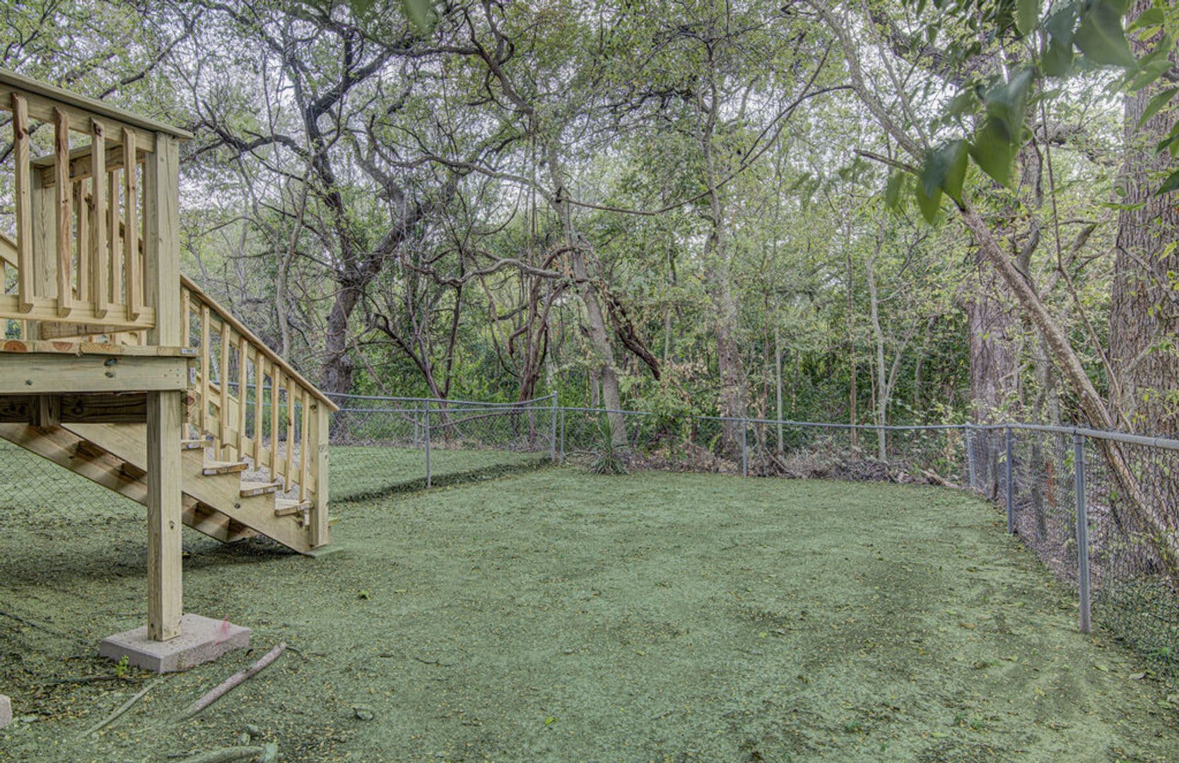 Austin Apartment: 404 W Dittmar Rd