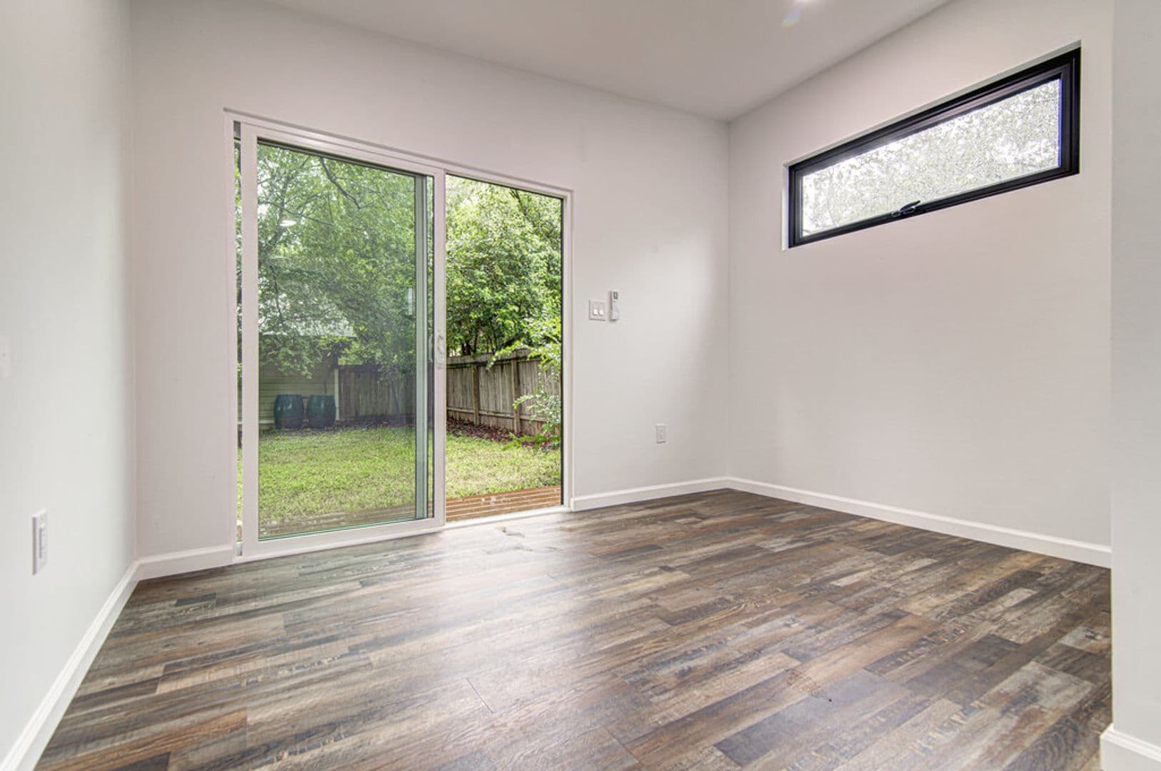 Austin House: 2704 Nottingham Ln