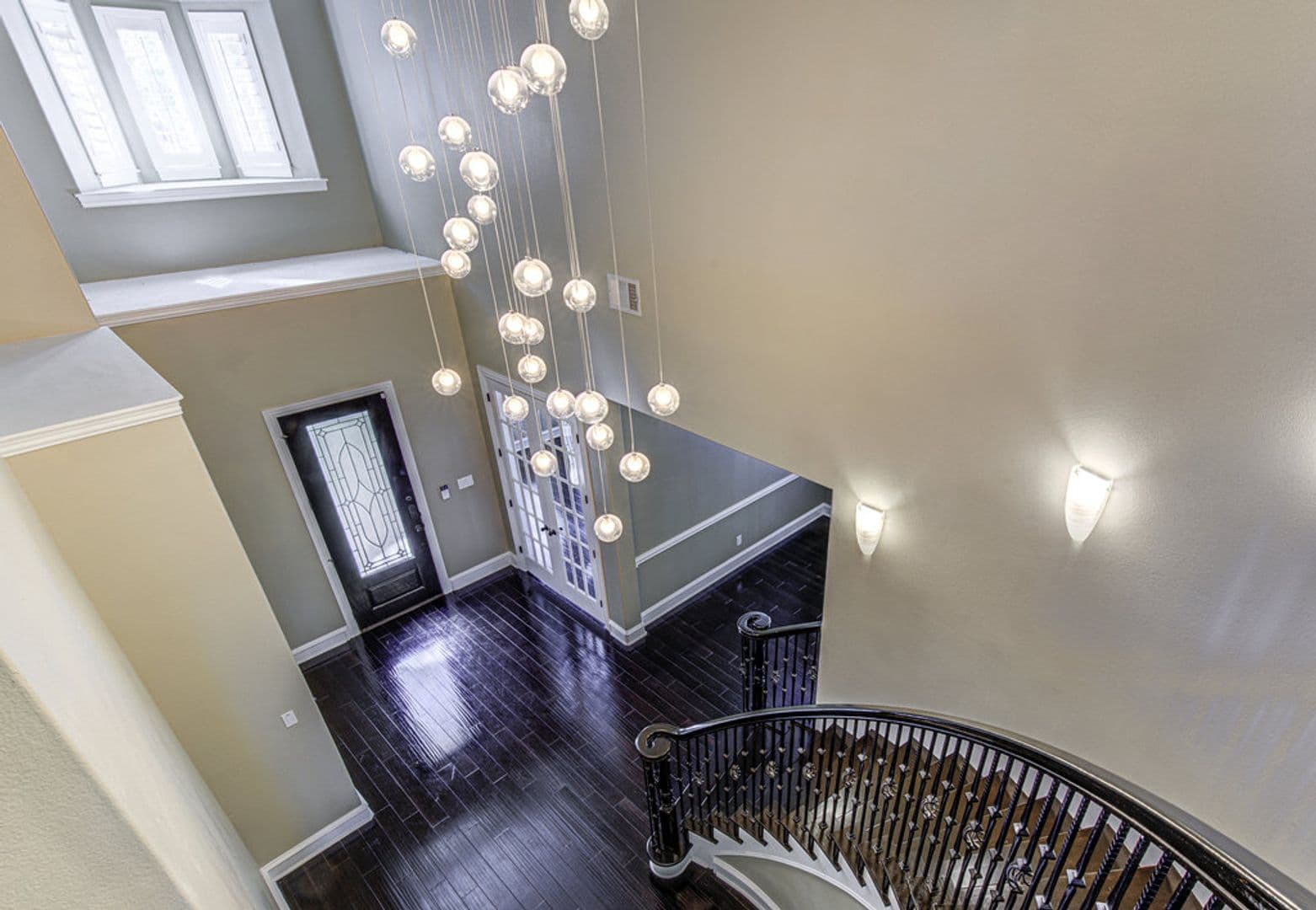 Austin House: 1917 Lakecliff Hills Ln