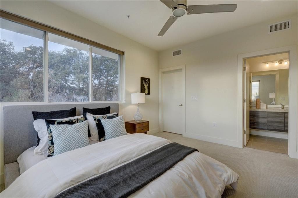 Austin Condo: 604 N. Bluff Dr. Unit 153
