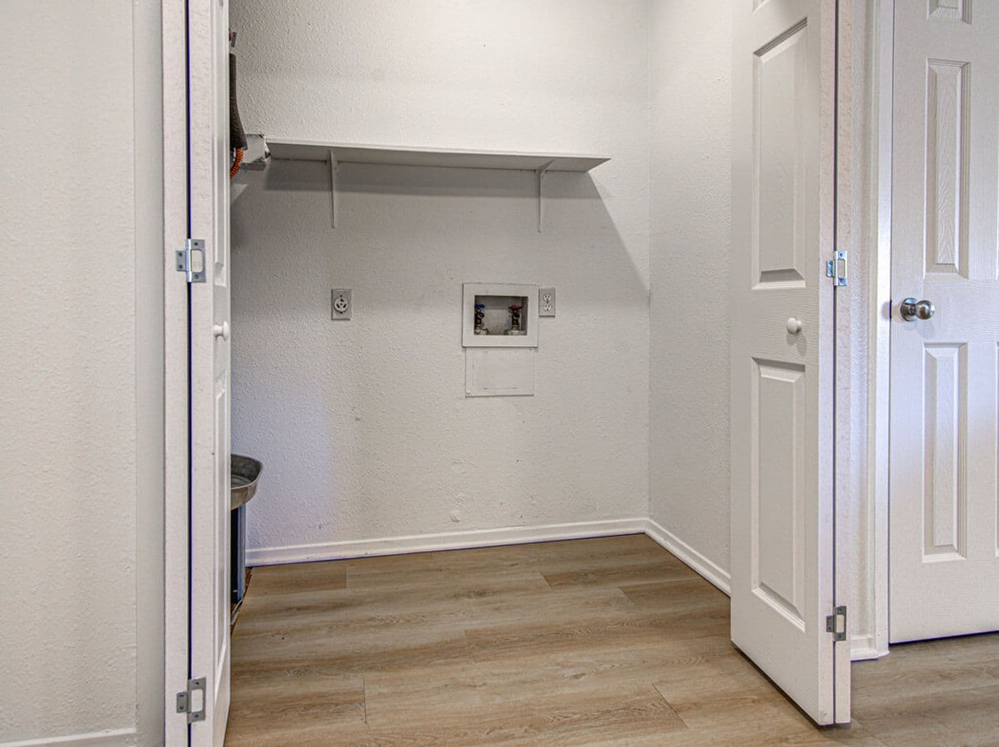 Austin Apartment: 8104 Dunn St