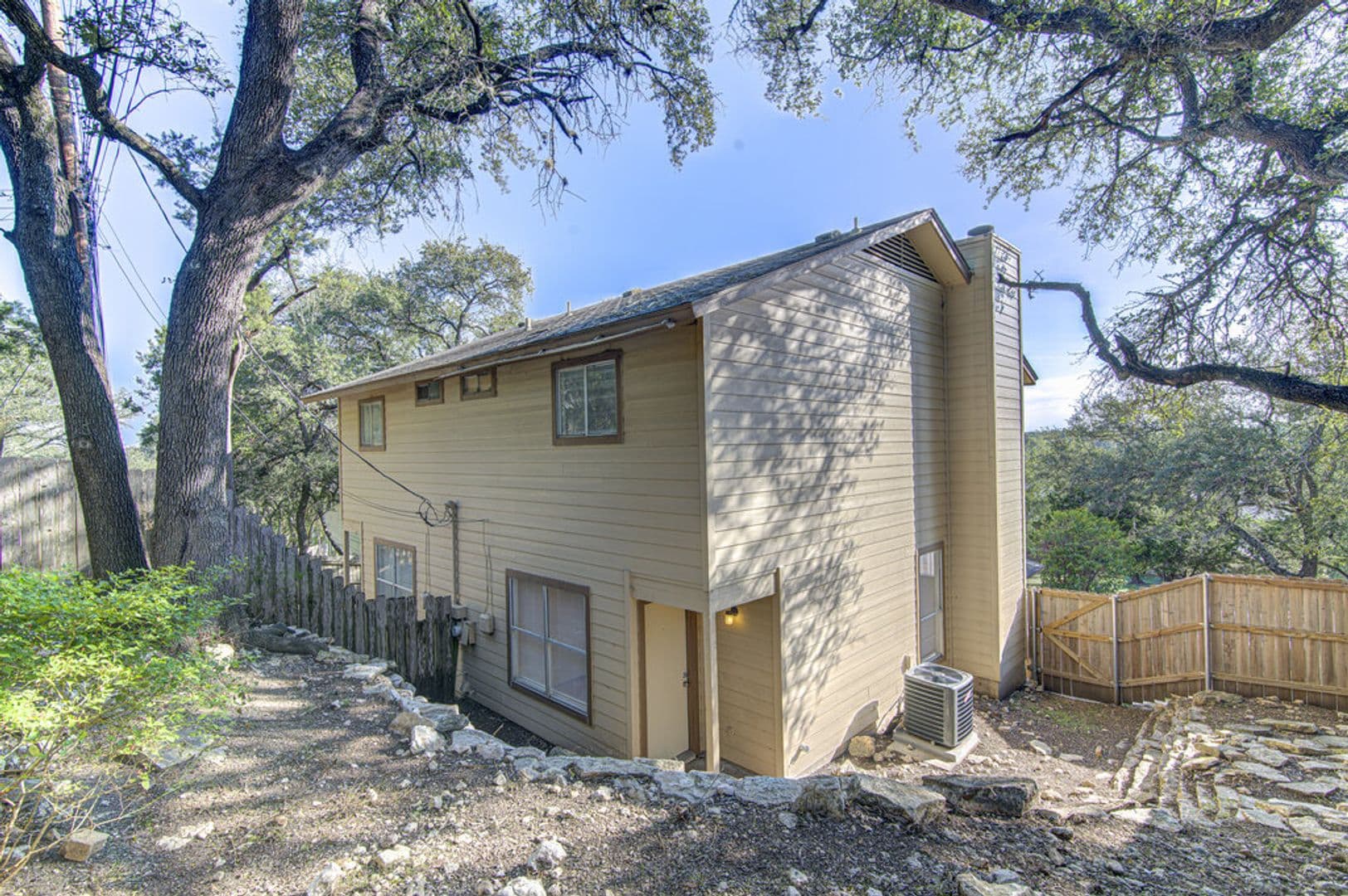 Austin Apartment: 8104 Dunn St