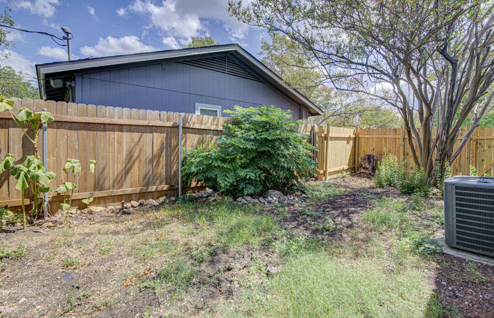 Austin Apartment: 5006 Brighton Rd