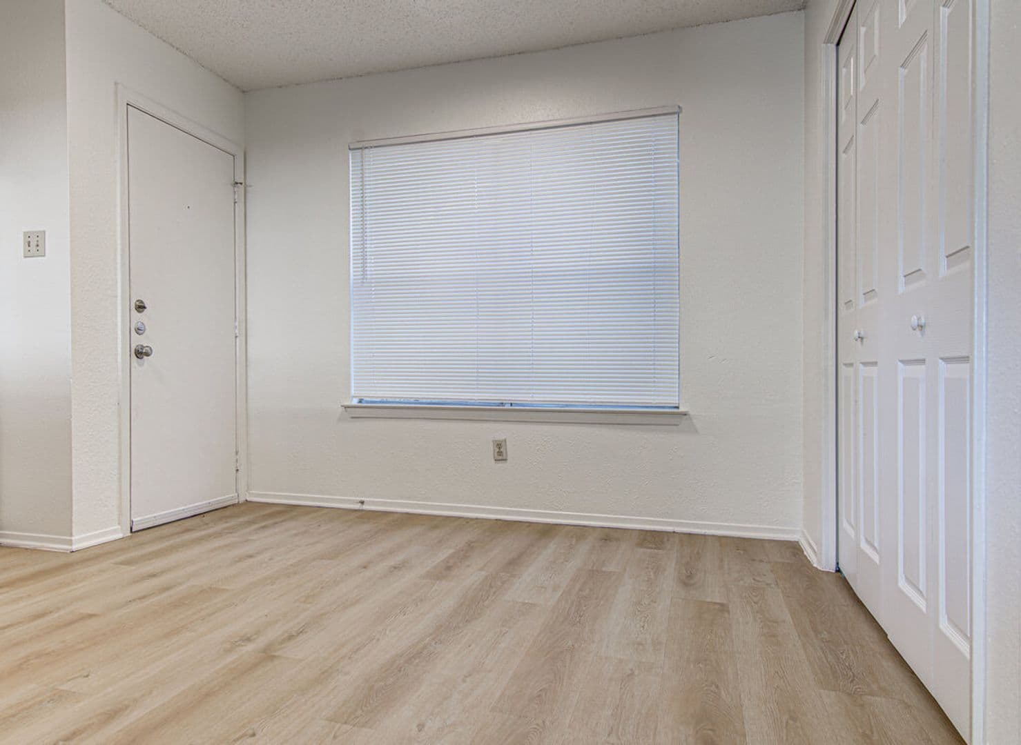 Austin Apartment: 8104 Dunn St