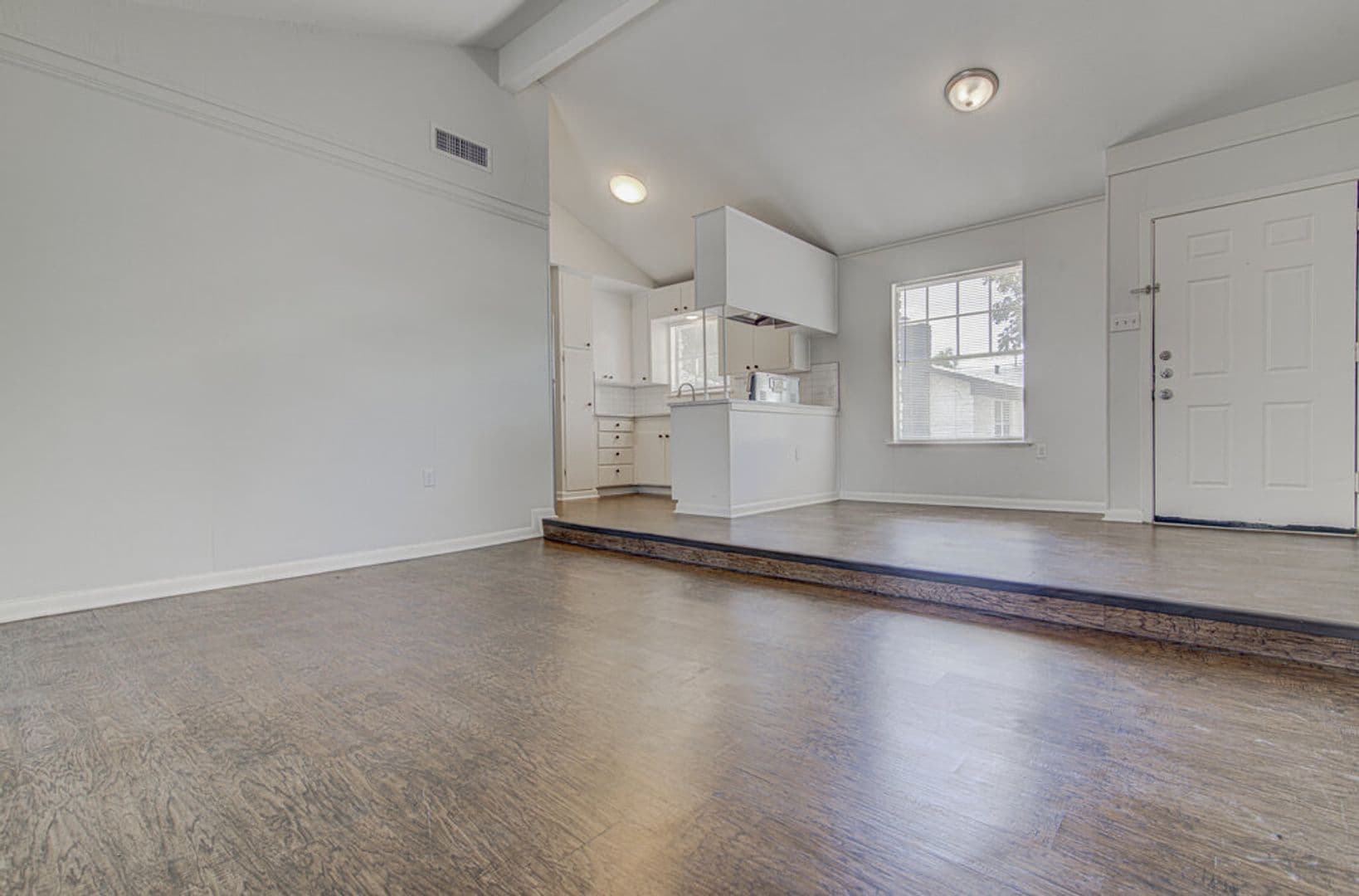 Austin Apartment: 5703 Gloucester Ln