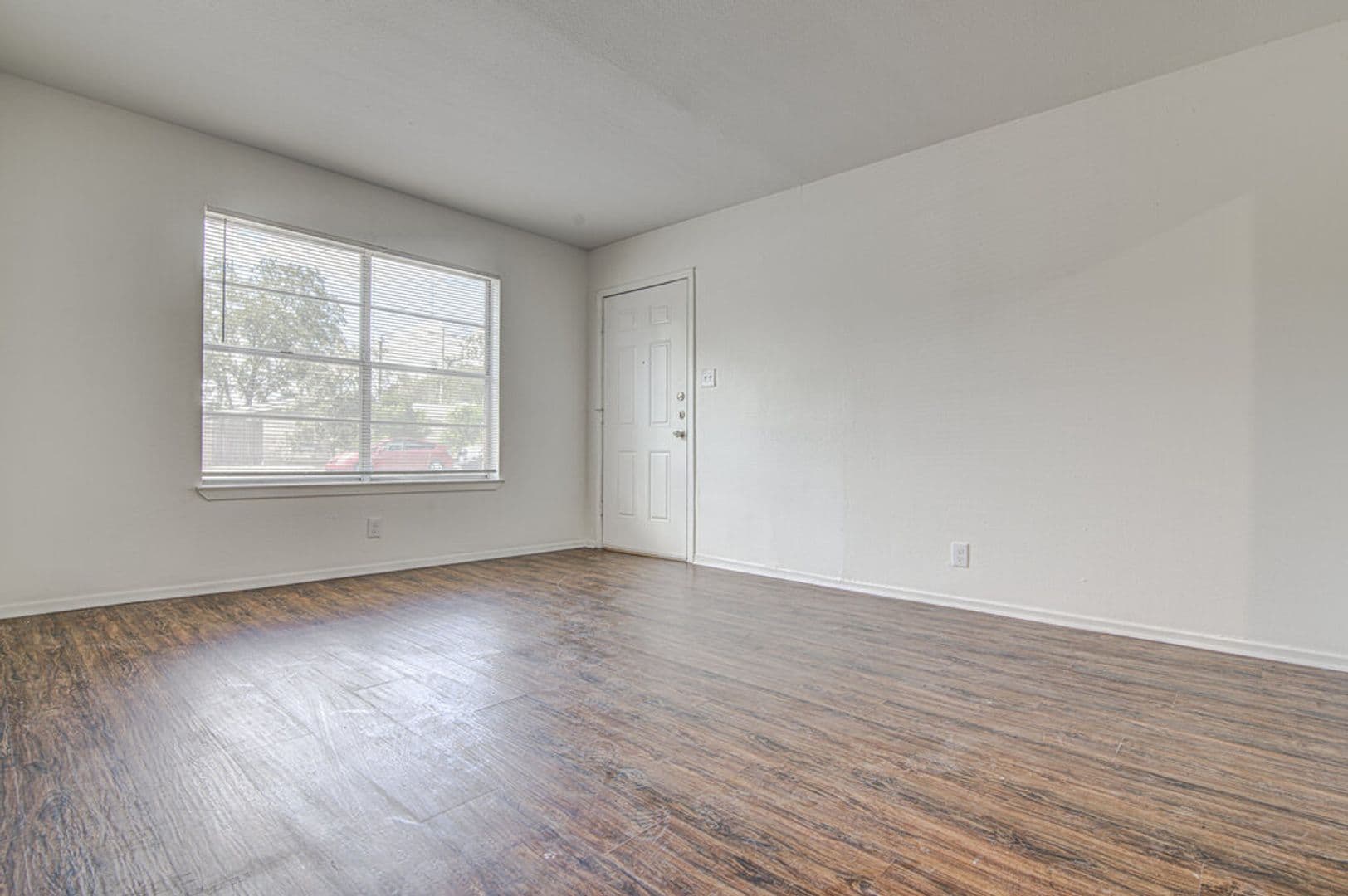 Austin Apartment: 5006 Brighton Rd