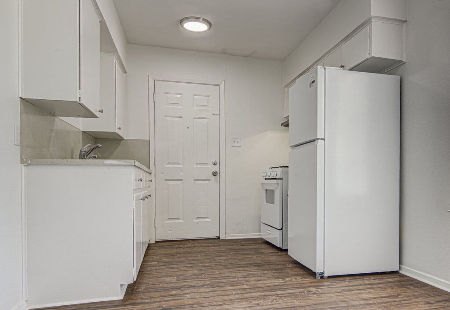 Austin Apartment: 5006 Brighton Rd