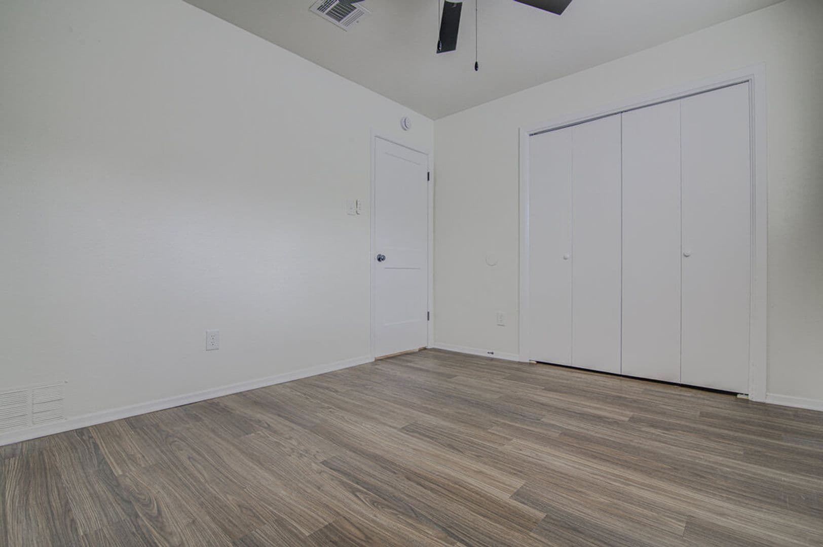 Round Rock Apartment: 426 Chisholm Valley Dr