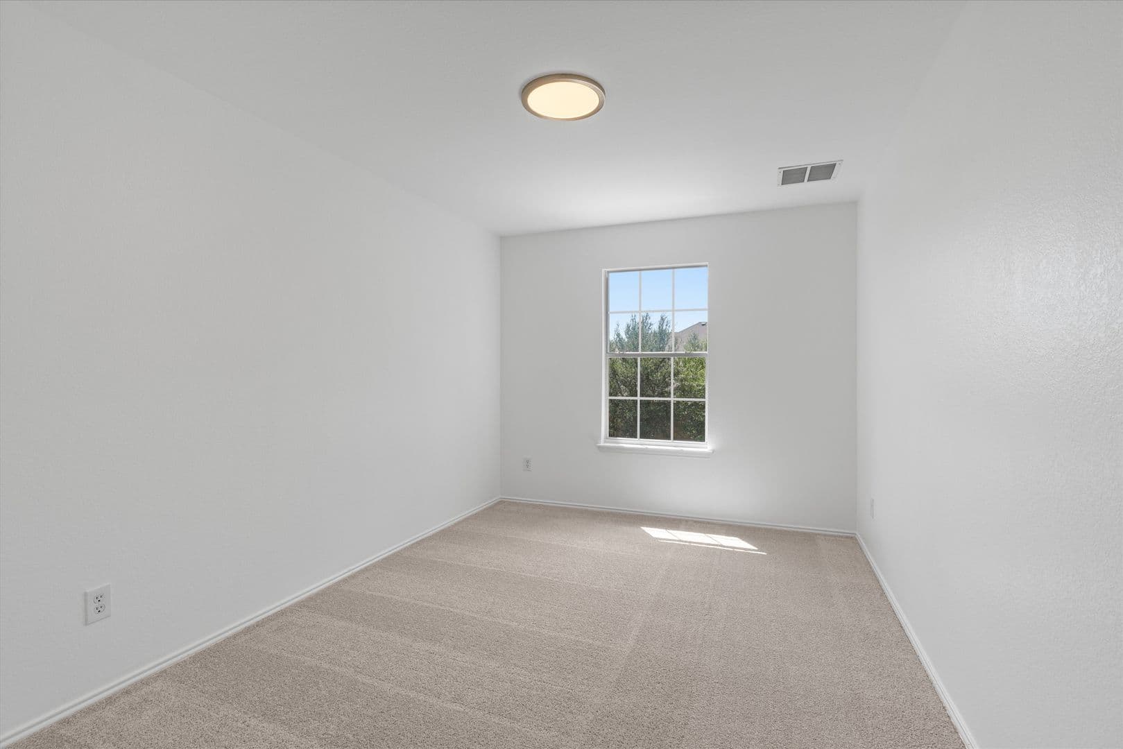 Pflugerville House: 13505 Lismore Ln
