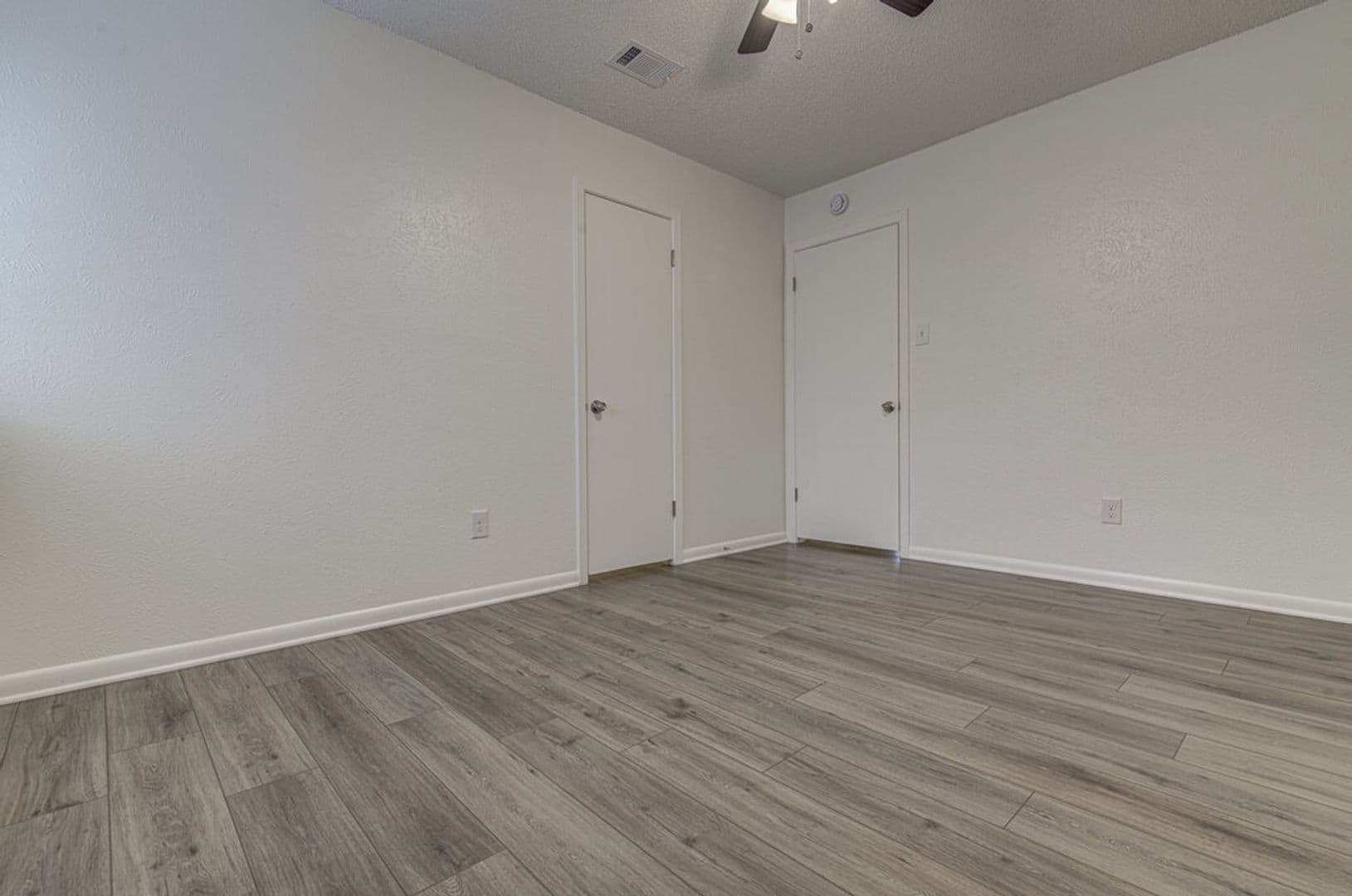 Austin Apartment: 404 W Dittmar Rd