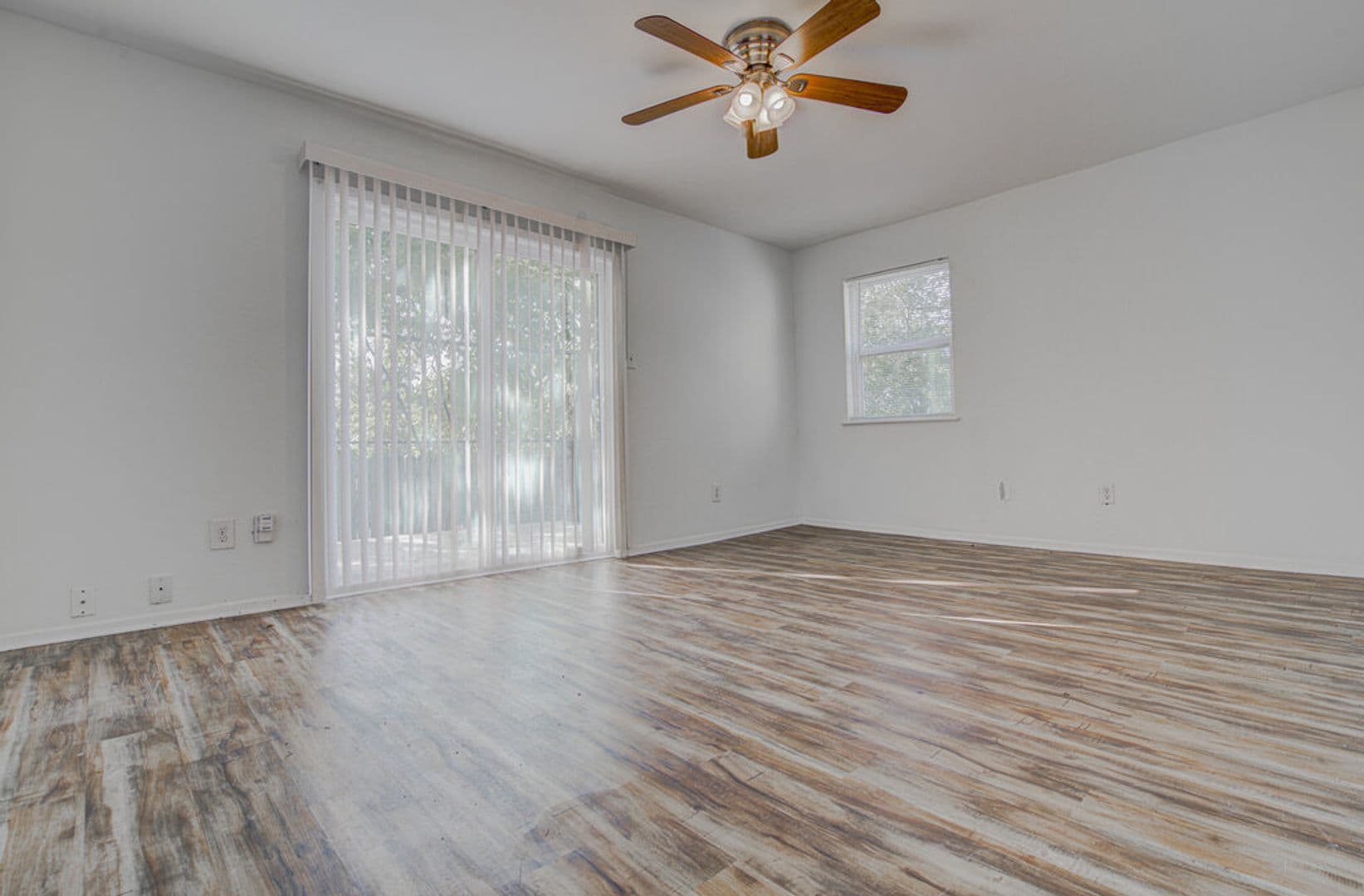 Austin Apartment: 1807 Briar Hill Dr