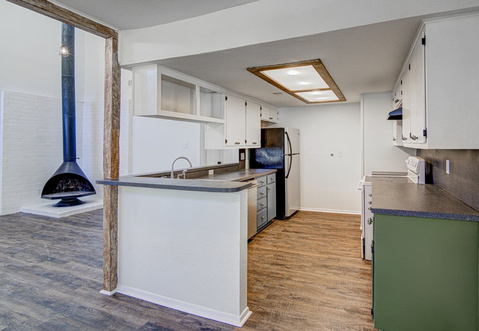 Austin Apartment: 1807 Briar Hill Dr