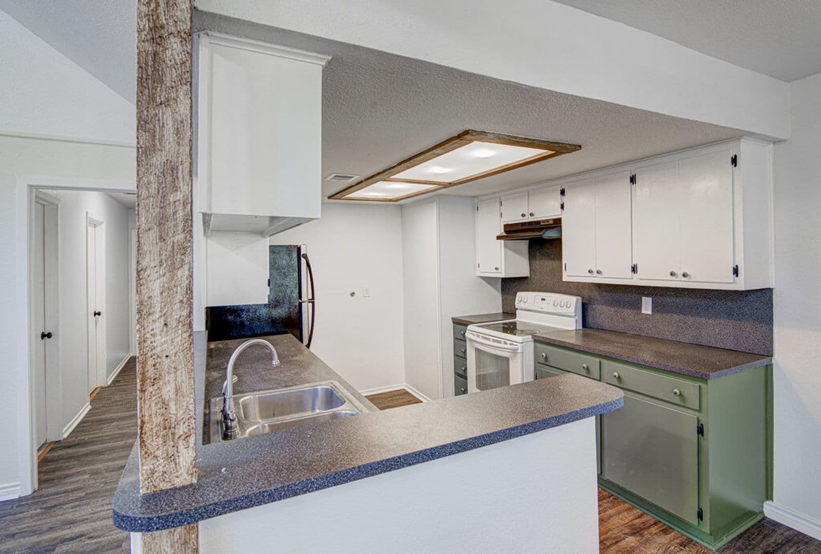 Austin Apartment: 1807 Briar Hill Dr
