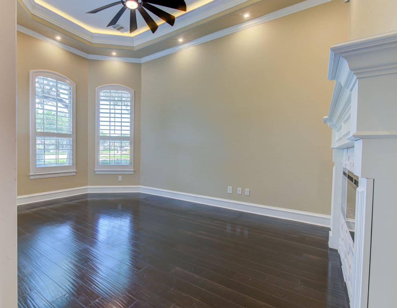 Austin House: 1917 Lakecliff Hills Ln