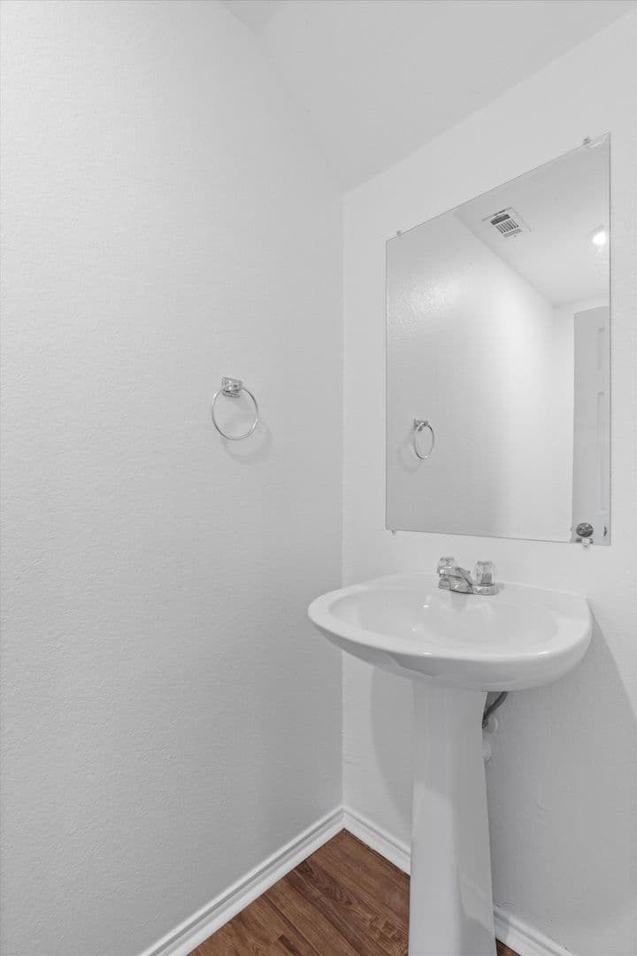 Pflugerville House: 13505 Lismore Ln