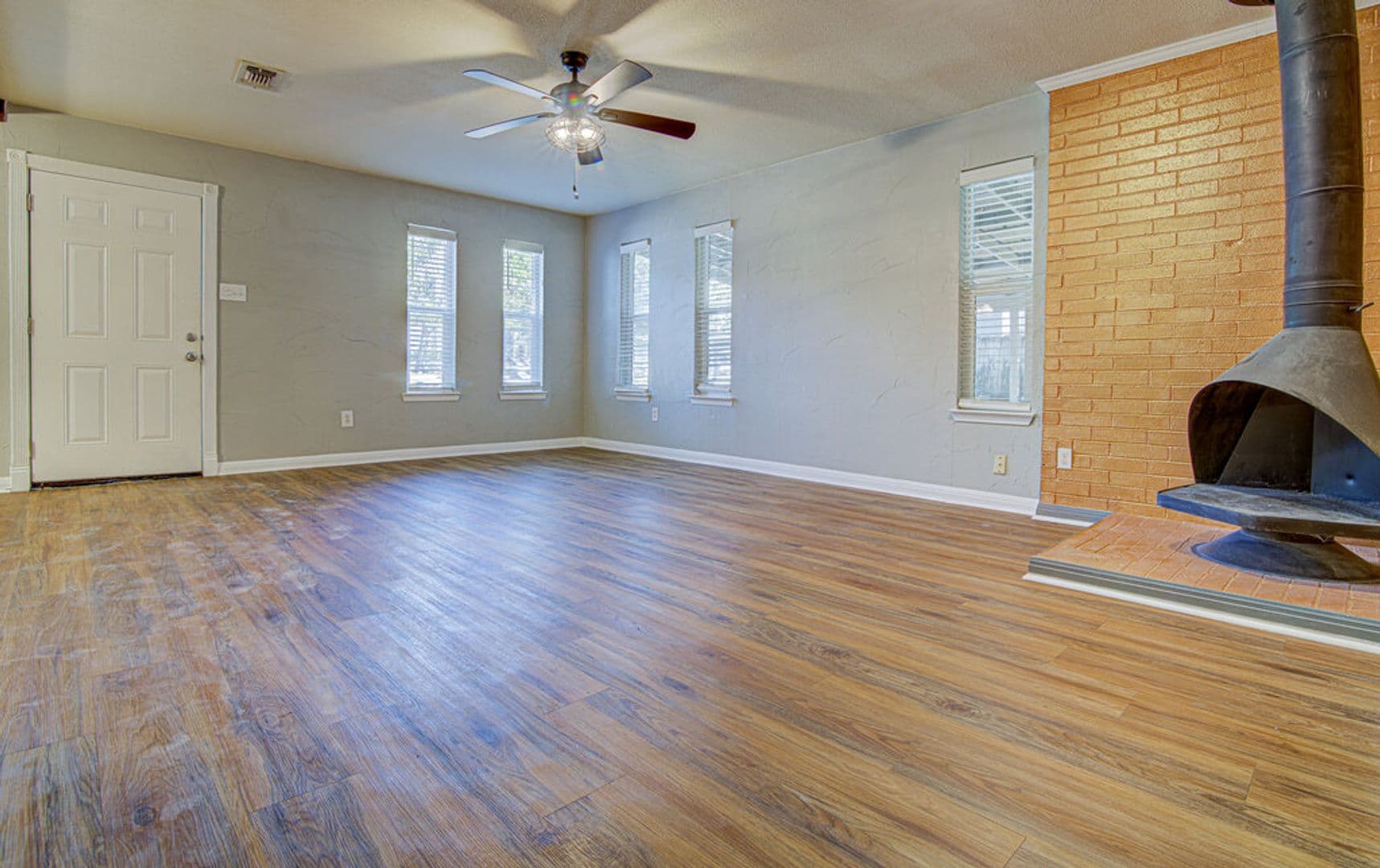 Austin Apartment: 1807 Briar Hill Dr