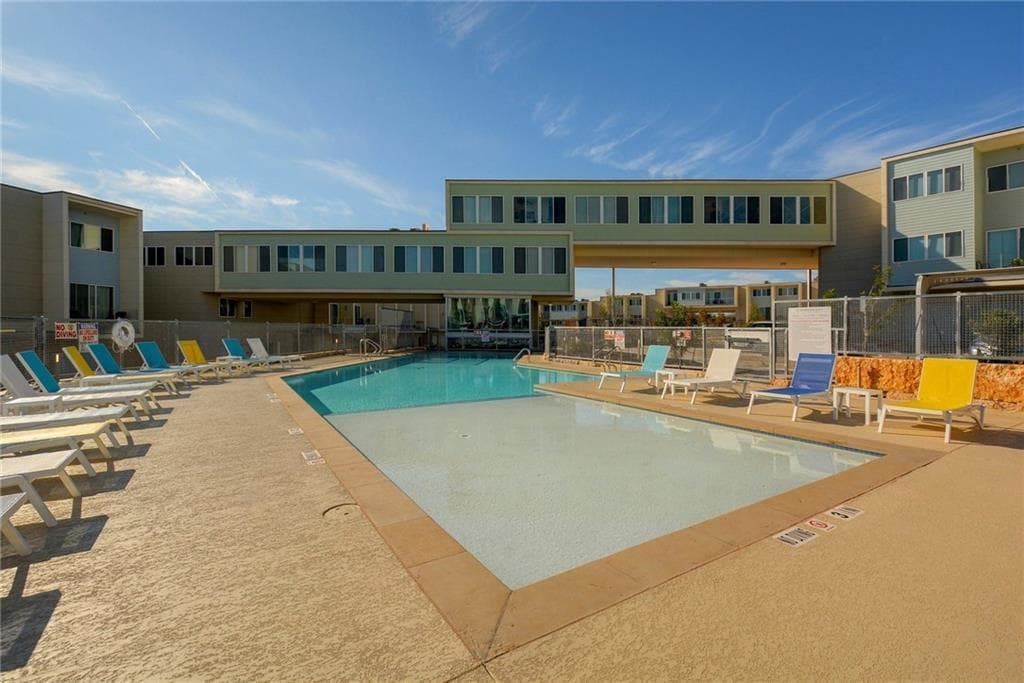 Austin Condo: 604 N. Bluff Dr. Unit 153