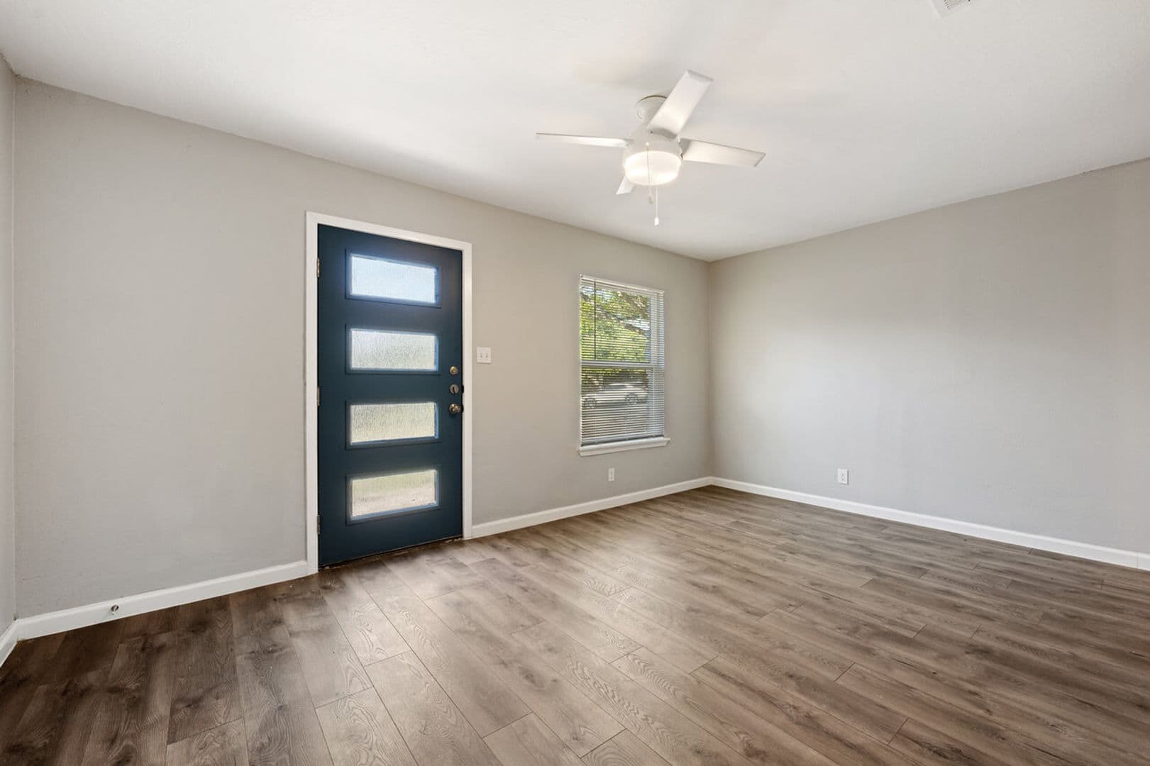 Austin Apartment: 2303 Metcalfe Rd