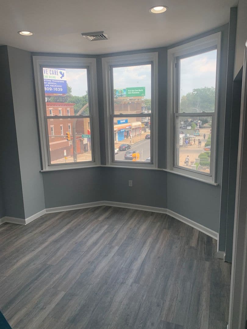 Philadelphia Apartment: 100 S. 52nd Street