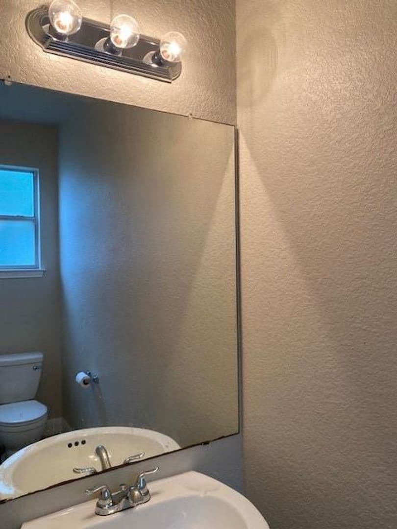 Round Rock Townhome: 2818 Southampton Way A
