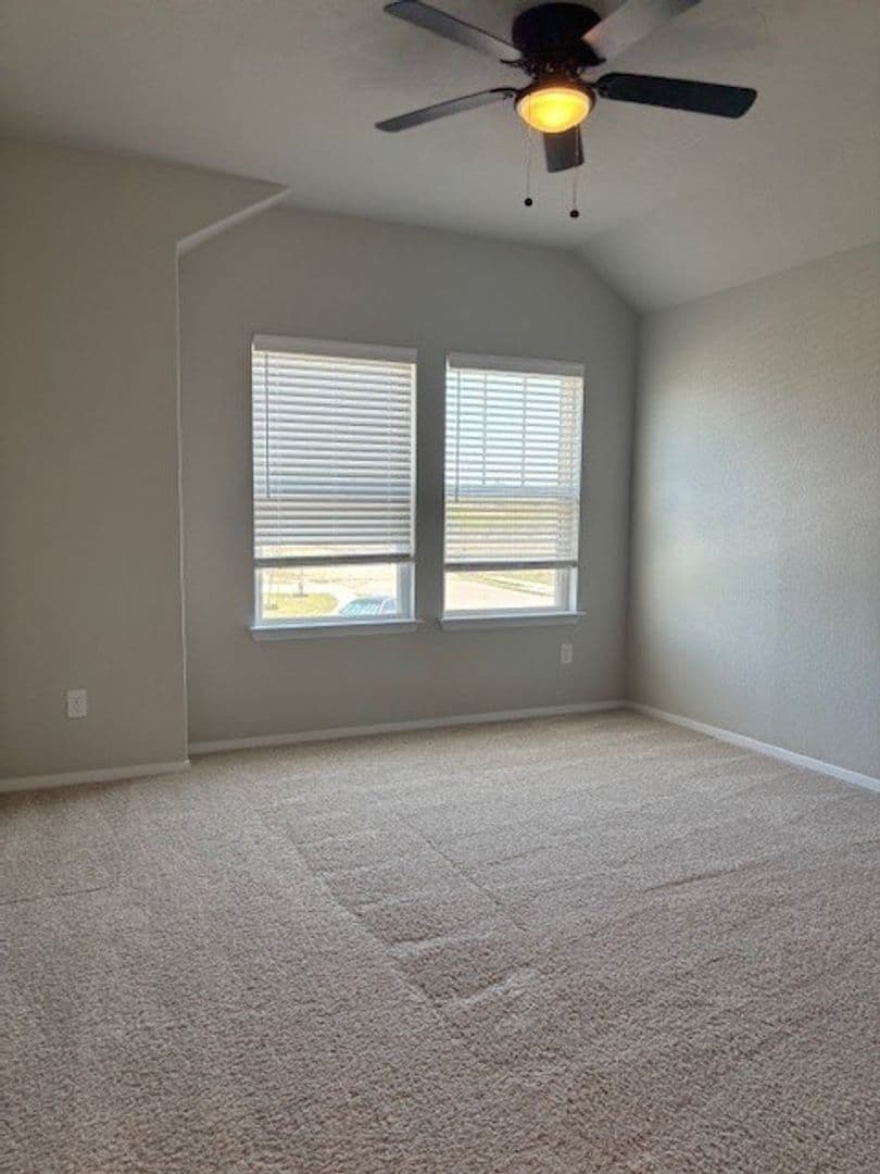 Jarrell House: 404 Black Opal Dr