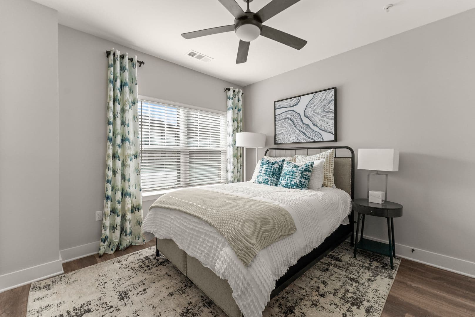 Gainesville Apartment: 1000 Treesort View