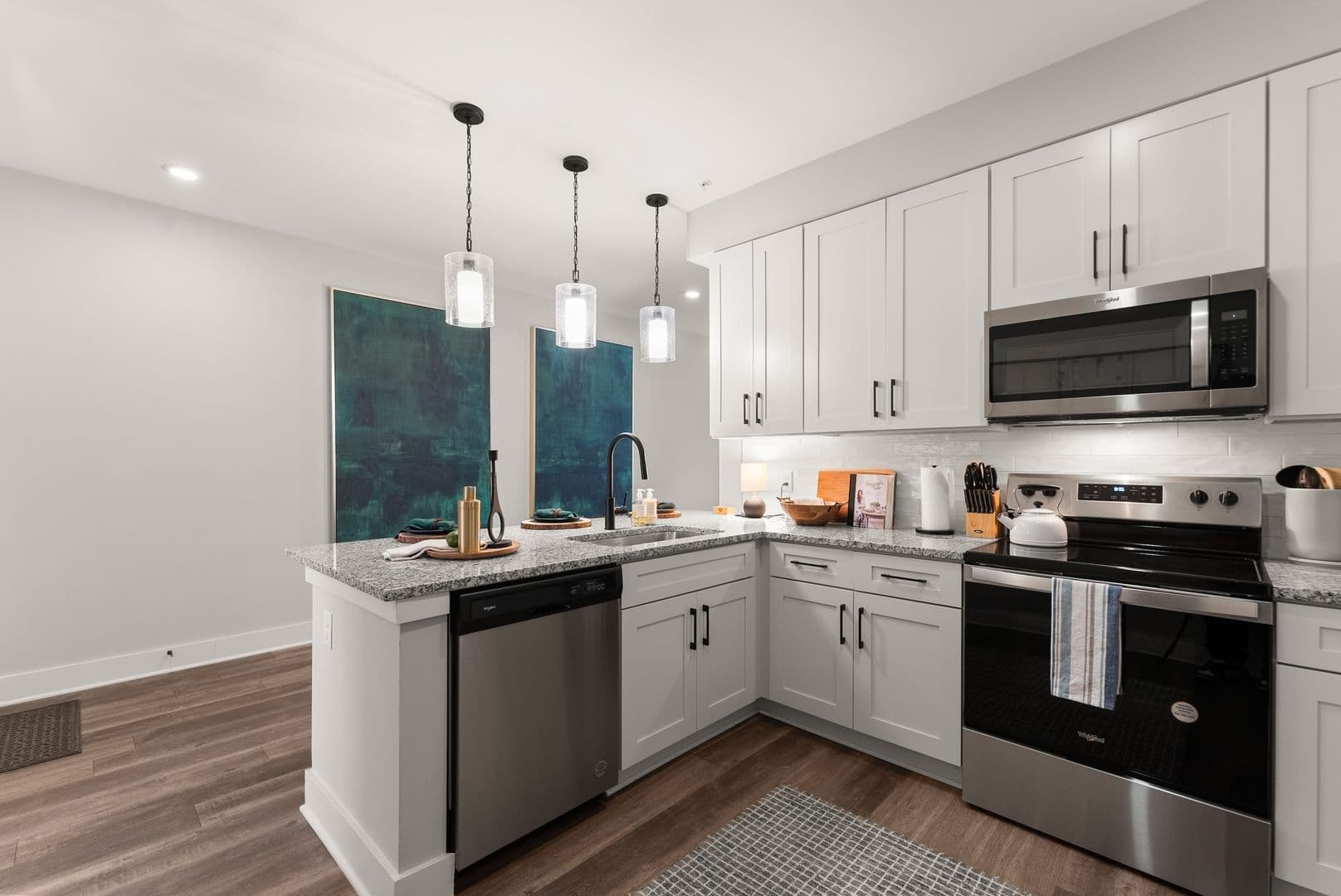Gainesville Apartment: 1000 Treesort View