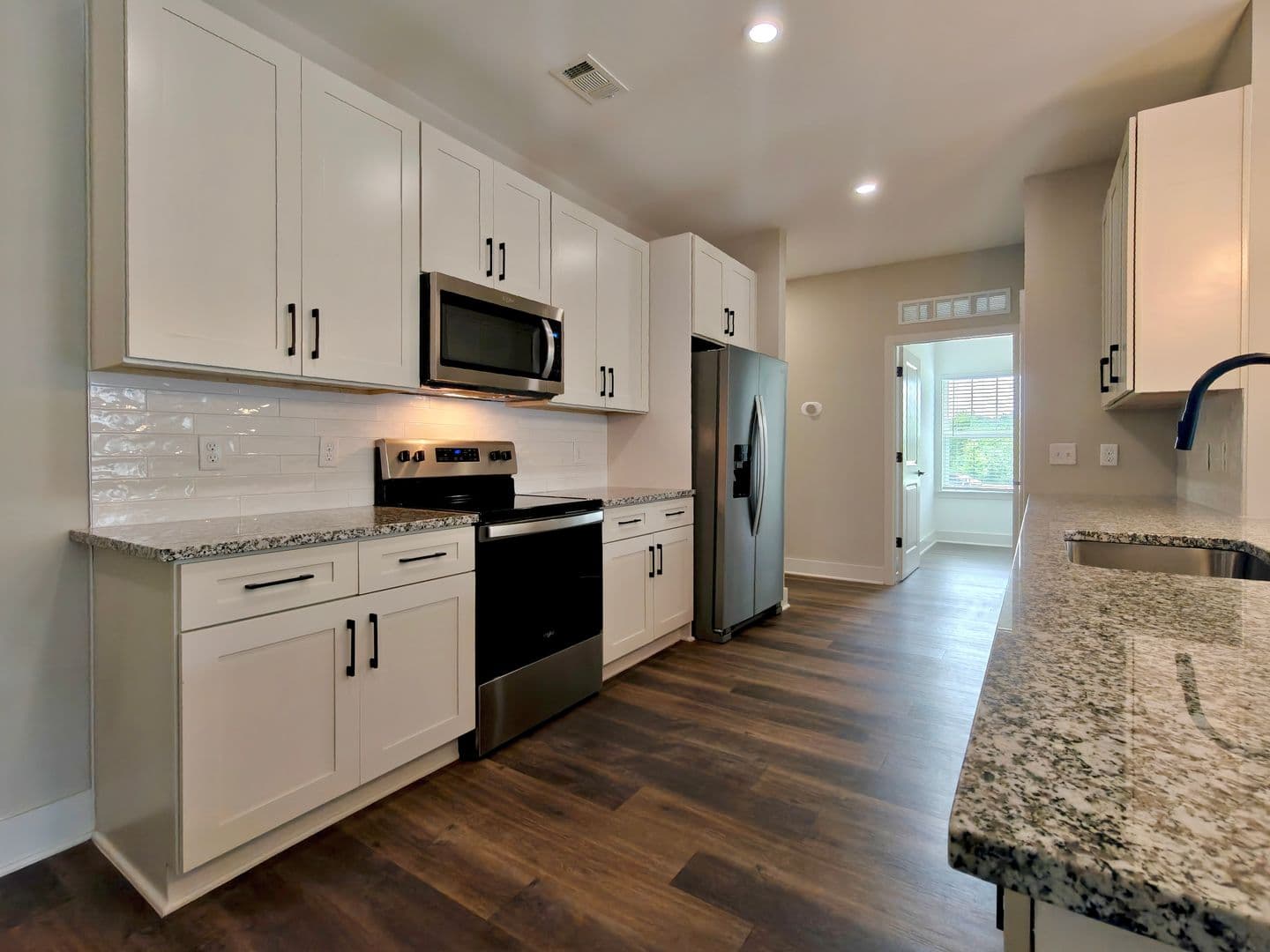 Gainesville Apartment: 1000 Treesort View