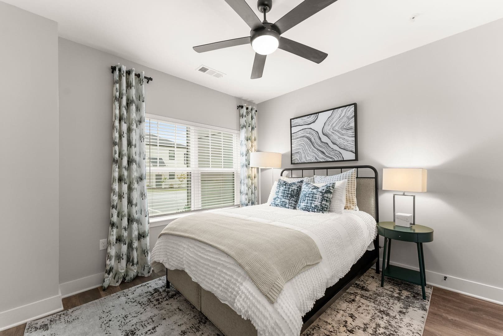 Gainesville Apartment: 1000 Treesort View