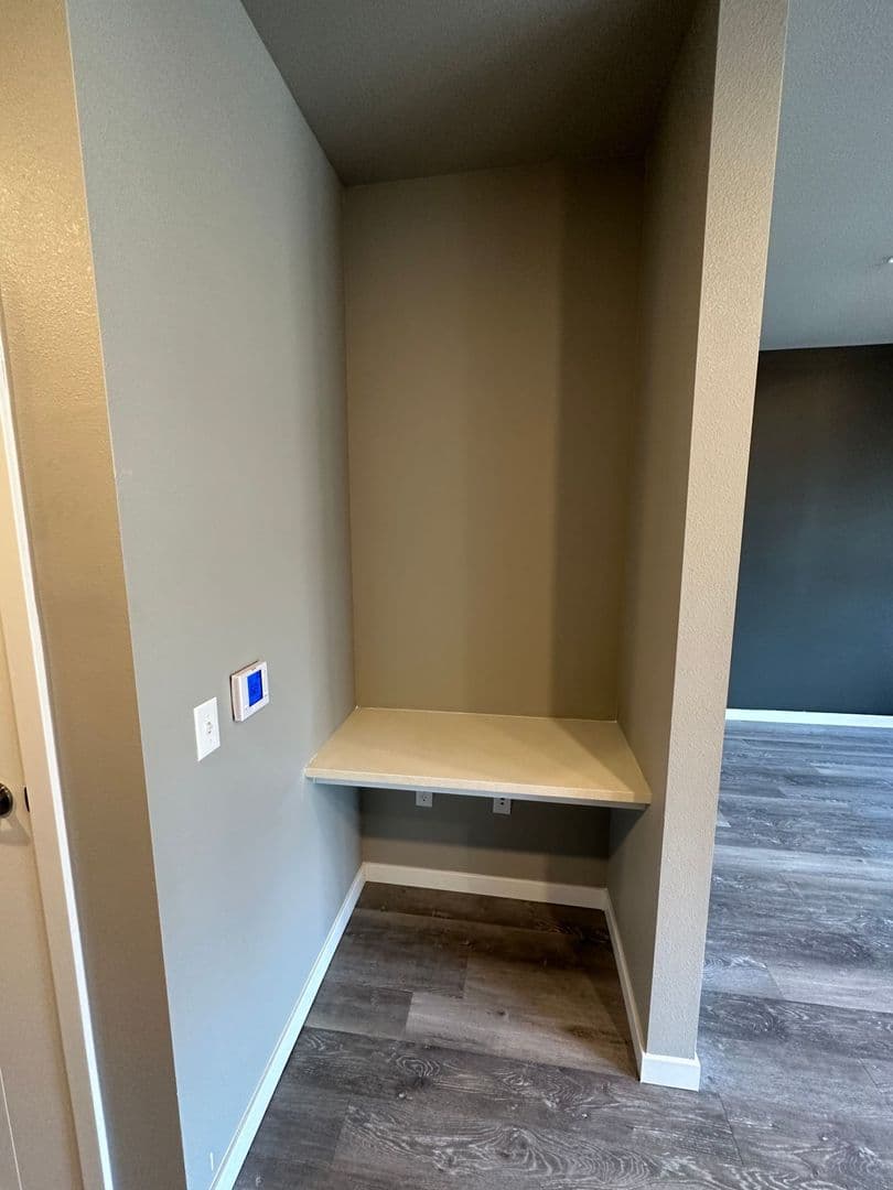 Northfield Apartment: 118 5th St E