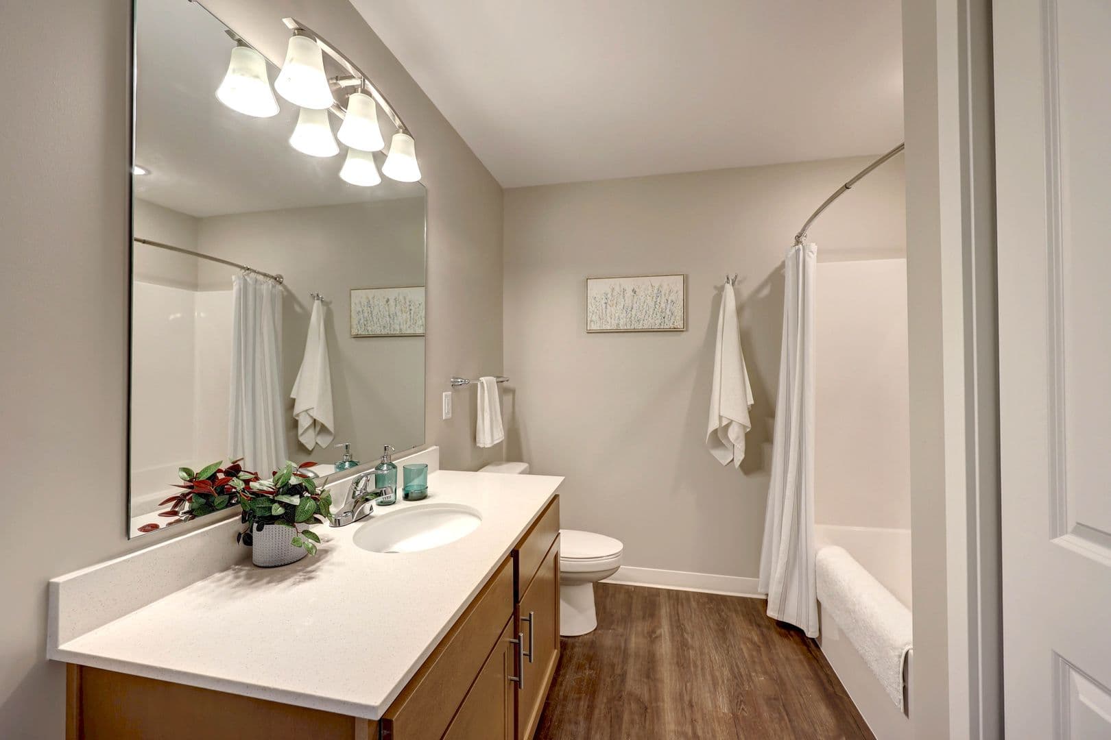 Jackson Apartment: 381 Whitetail Lane