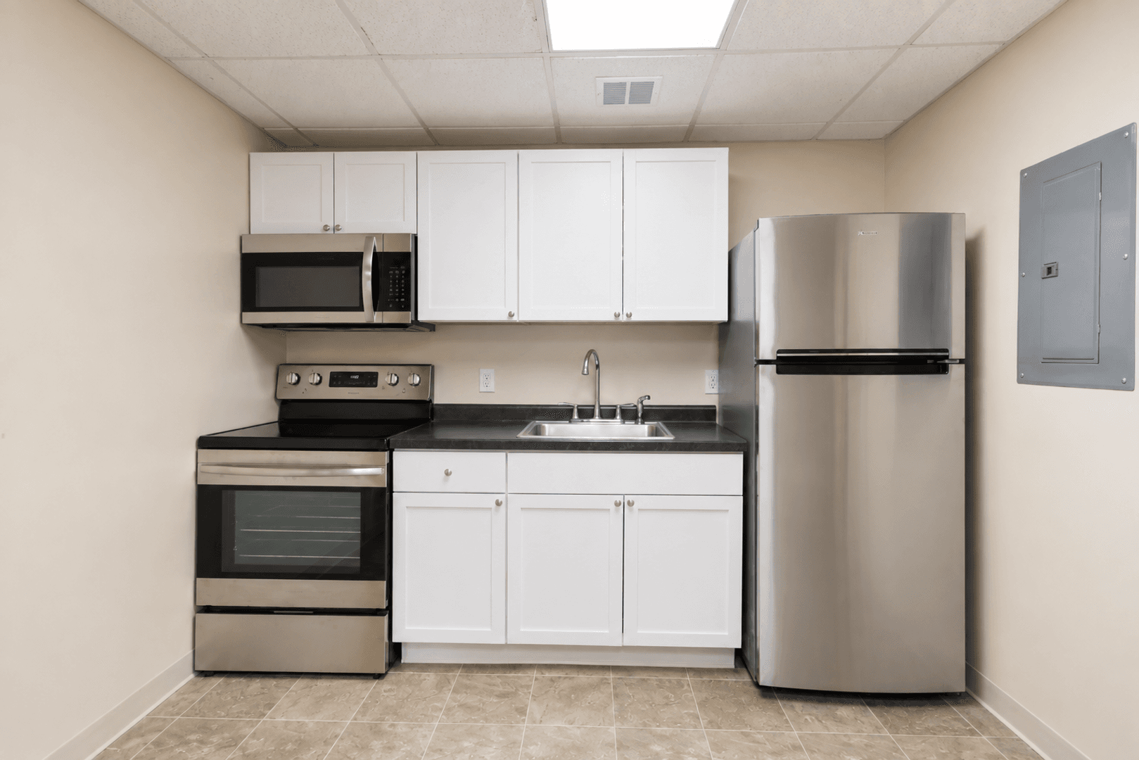 Kenyon Apartment: 215 Huseth Street