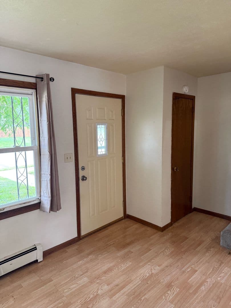 Faribault Townhome: 946 Willow Street