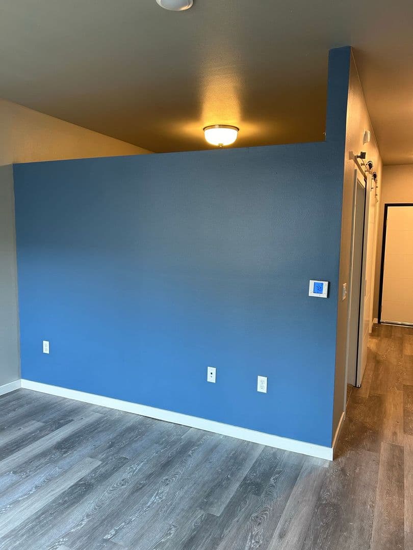 Northfield Apartment: 118 5th St E