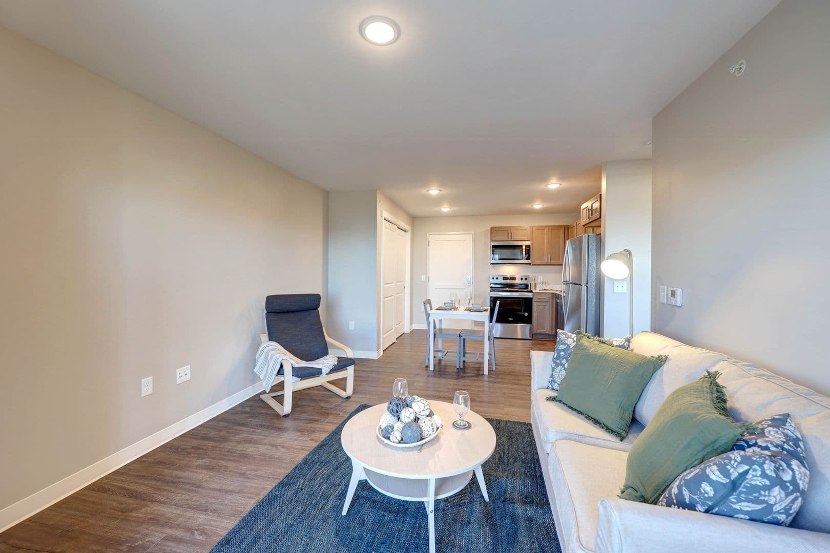 Jackson Apartment: 381 Whitetail Lane
