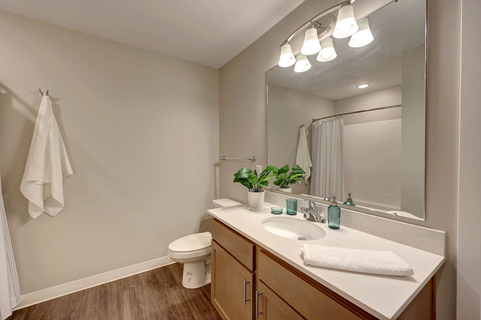Jackson Apartment: 381 Whitetail Lane