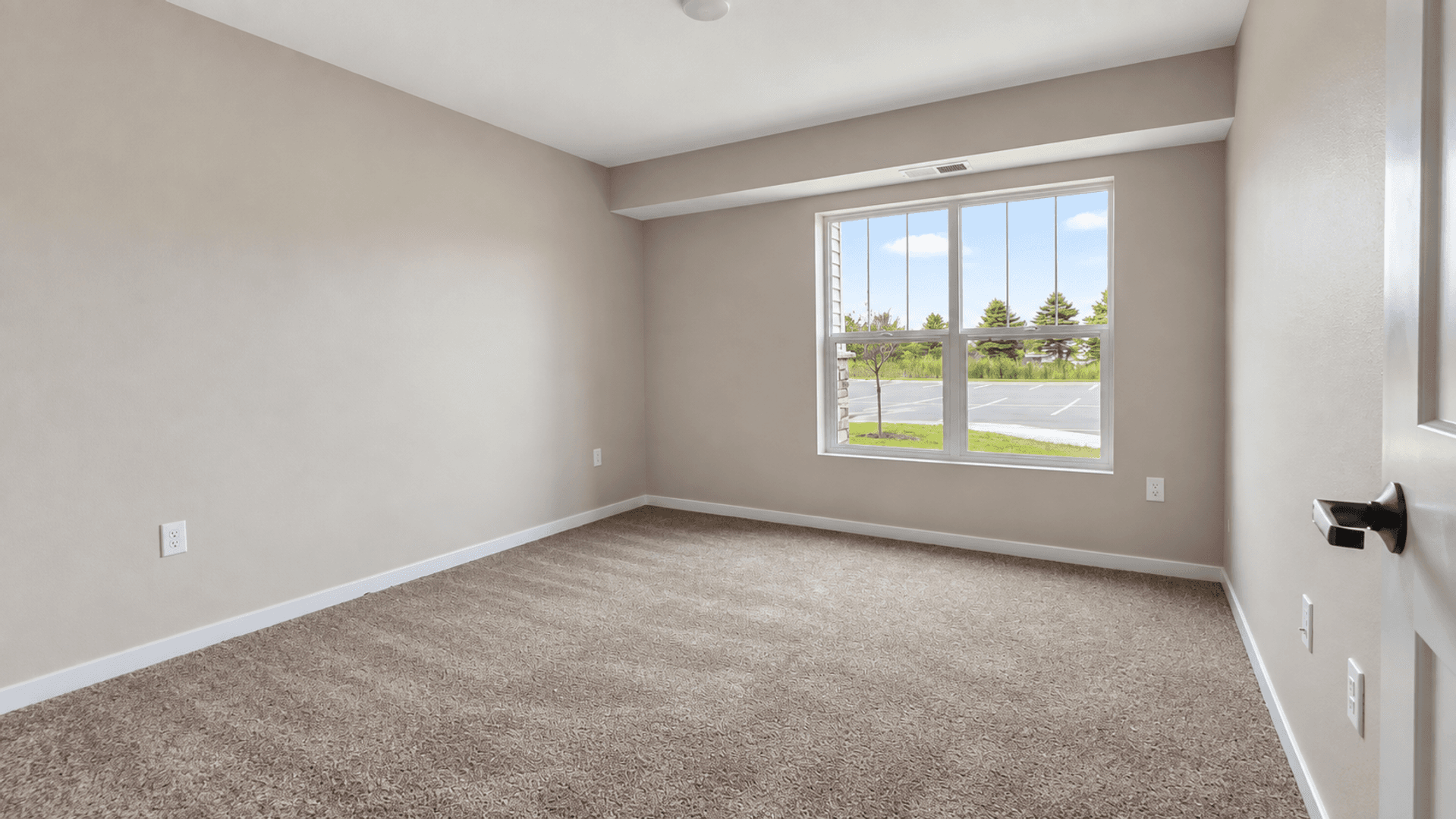 Waseca Apartment: 200 19th Ave NW