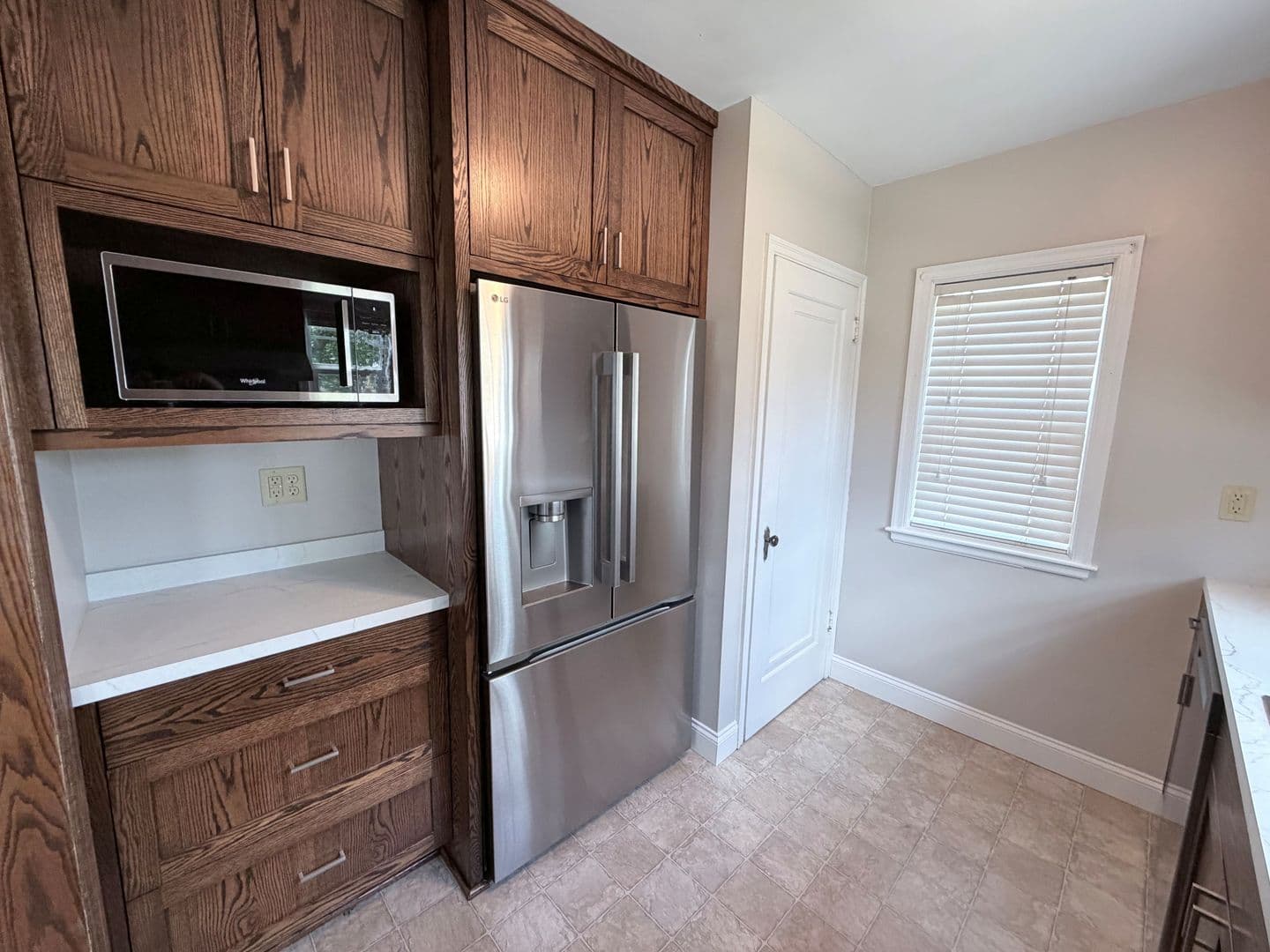 Faribault House: 528 2nd Street NE