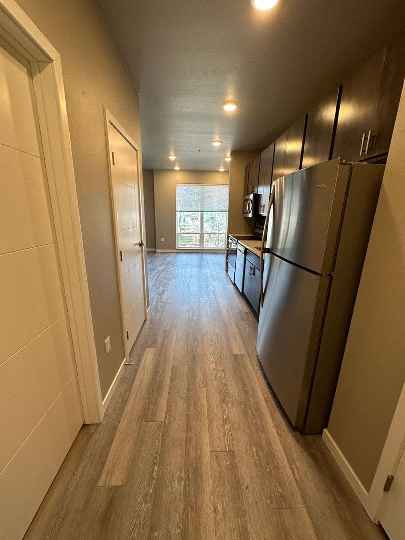 Northfield Apartment: 118 5th St E
