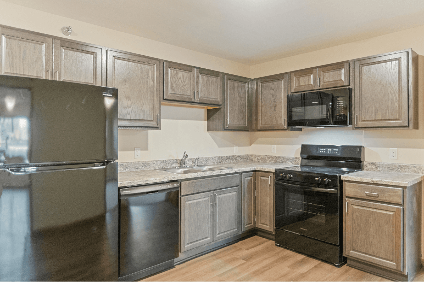 Kenyon Apartment: 215 Huseth Street