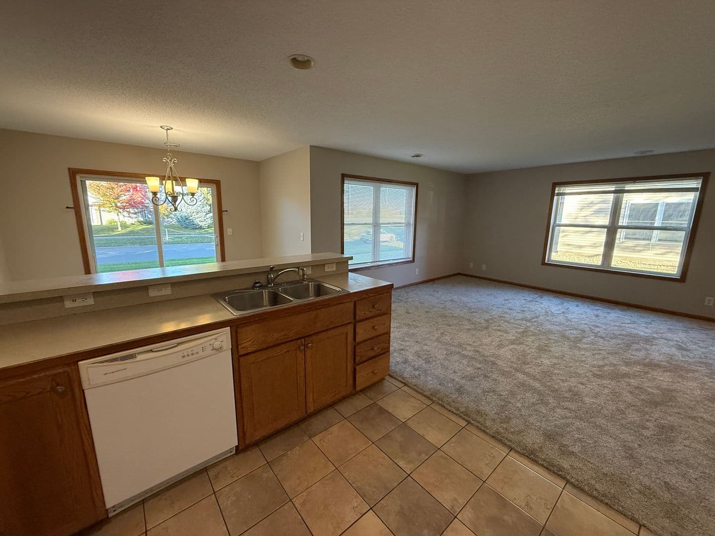 Northfield House: 2338 Elianna Drive