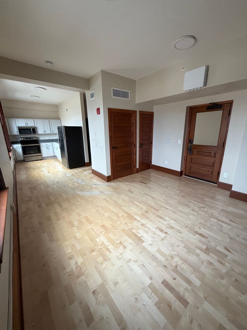 Winona Apartment: 51 East 4th Street