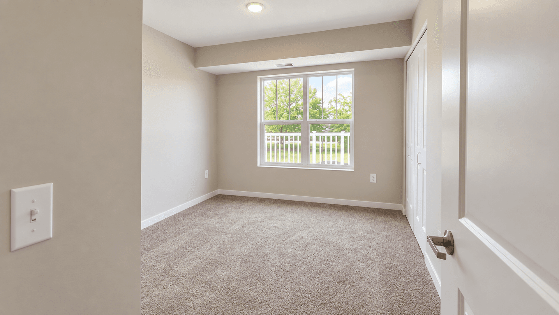 Waseca Apartment: 200 19th Ave NW