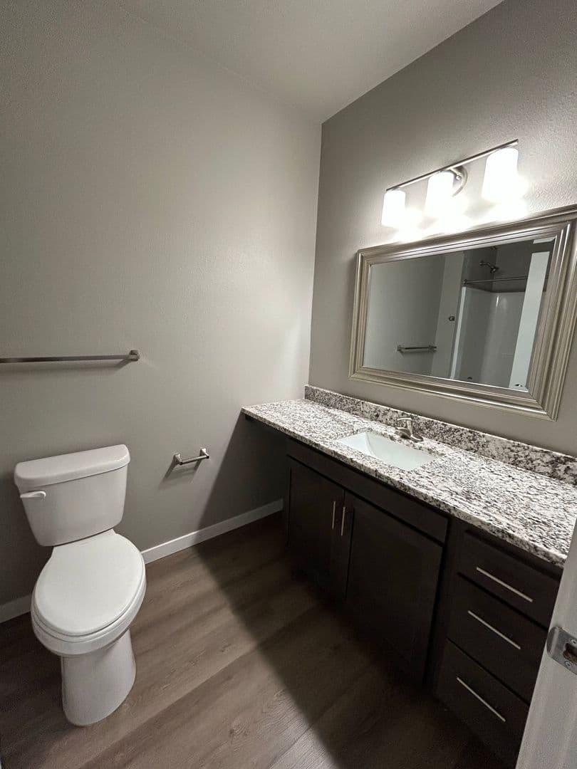 Northfield Apartment: 801 Kraewood Drive