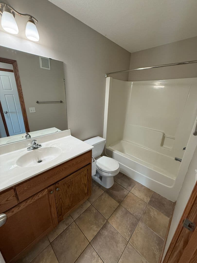 Northfield House: 2338 Elianna Drive