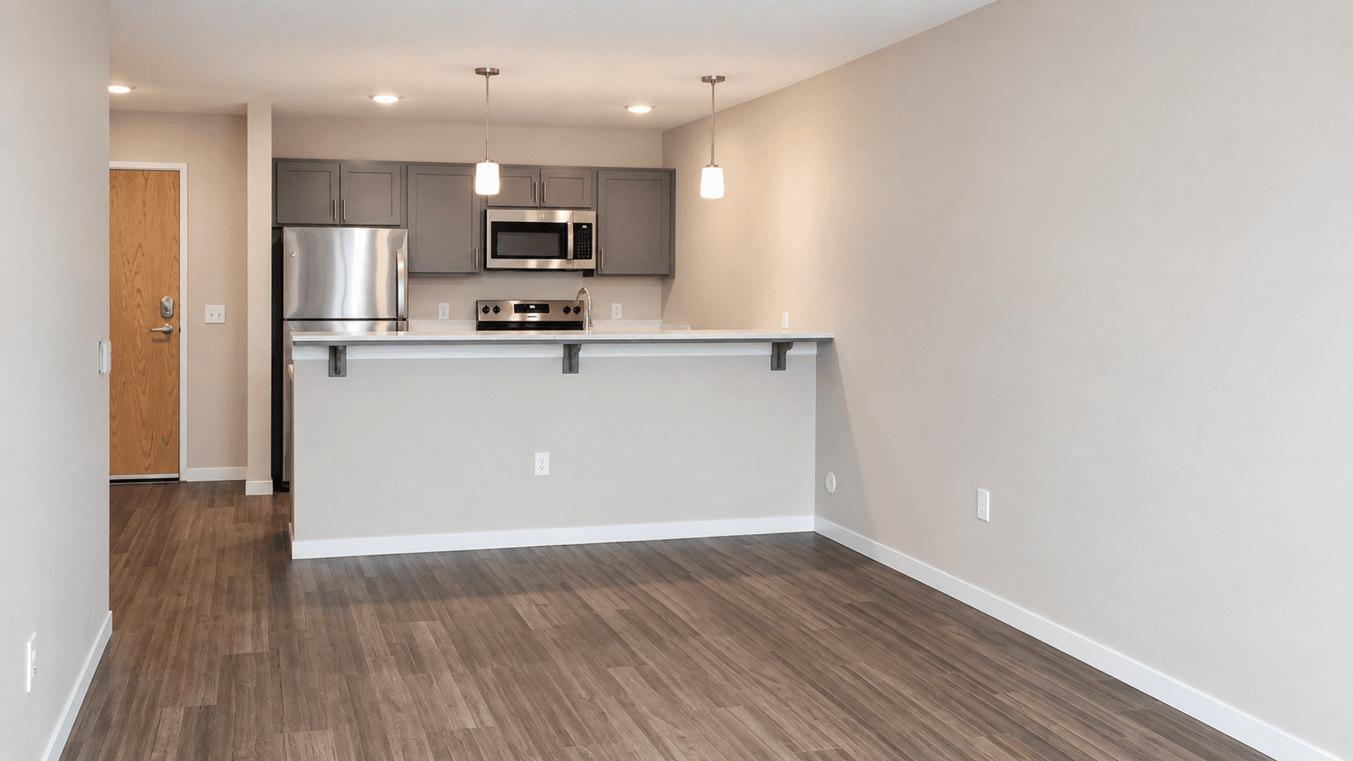 Waseca Apartment: 200 19th Ave NW