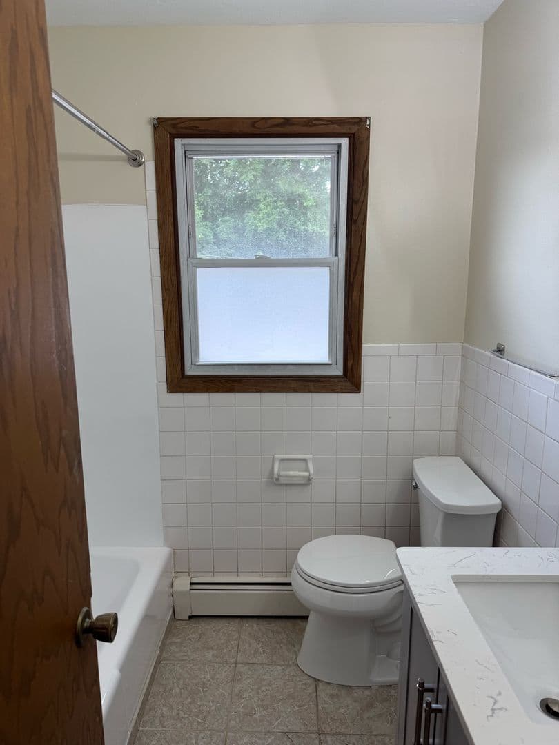 Faribault Townhome: 946 Willow Street
