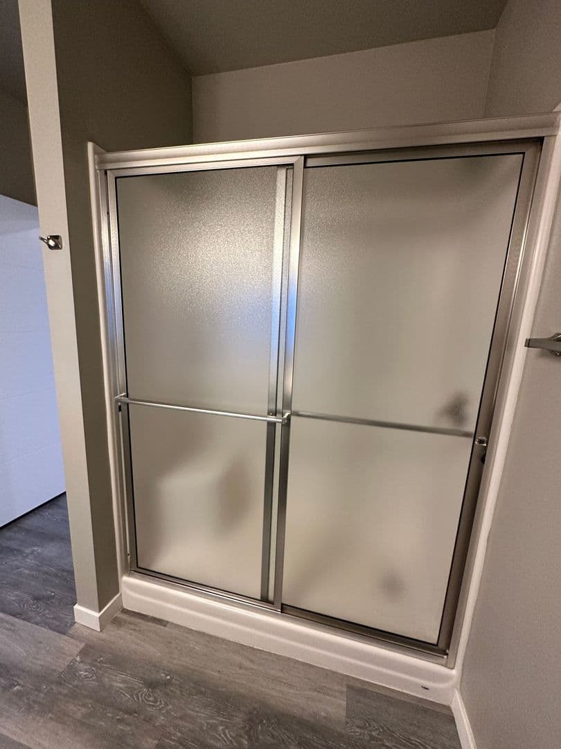 Northfield Apartment: 118 5th St E