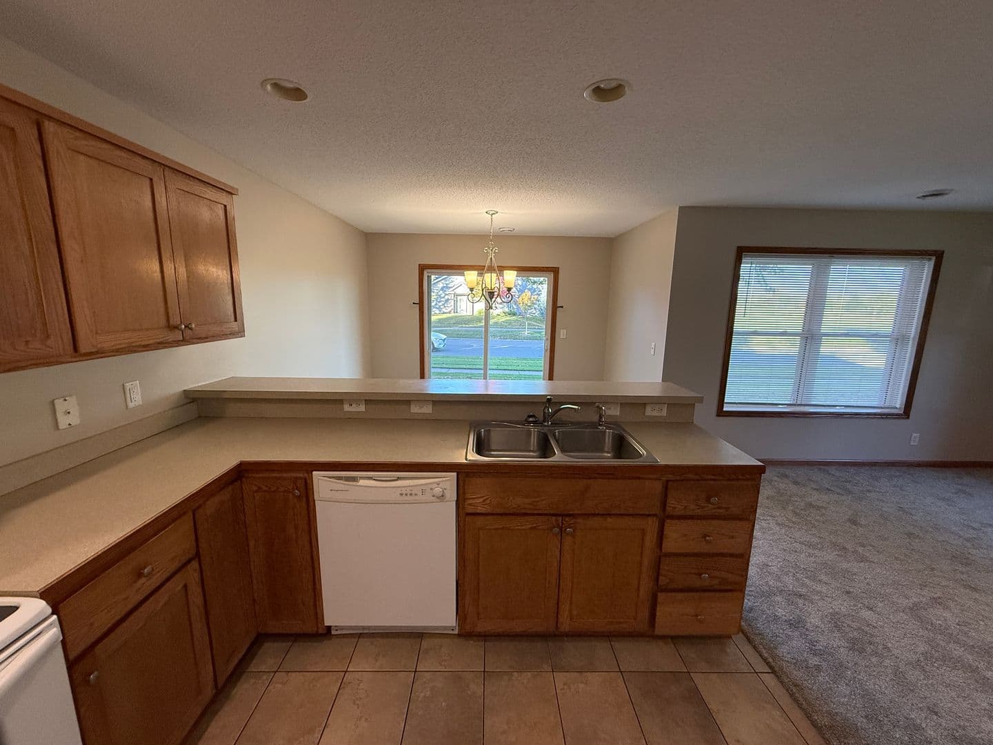 Northfield House: 2338 Elianna Drive